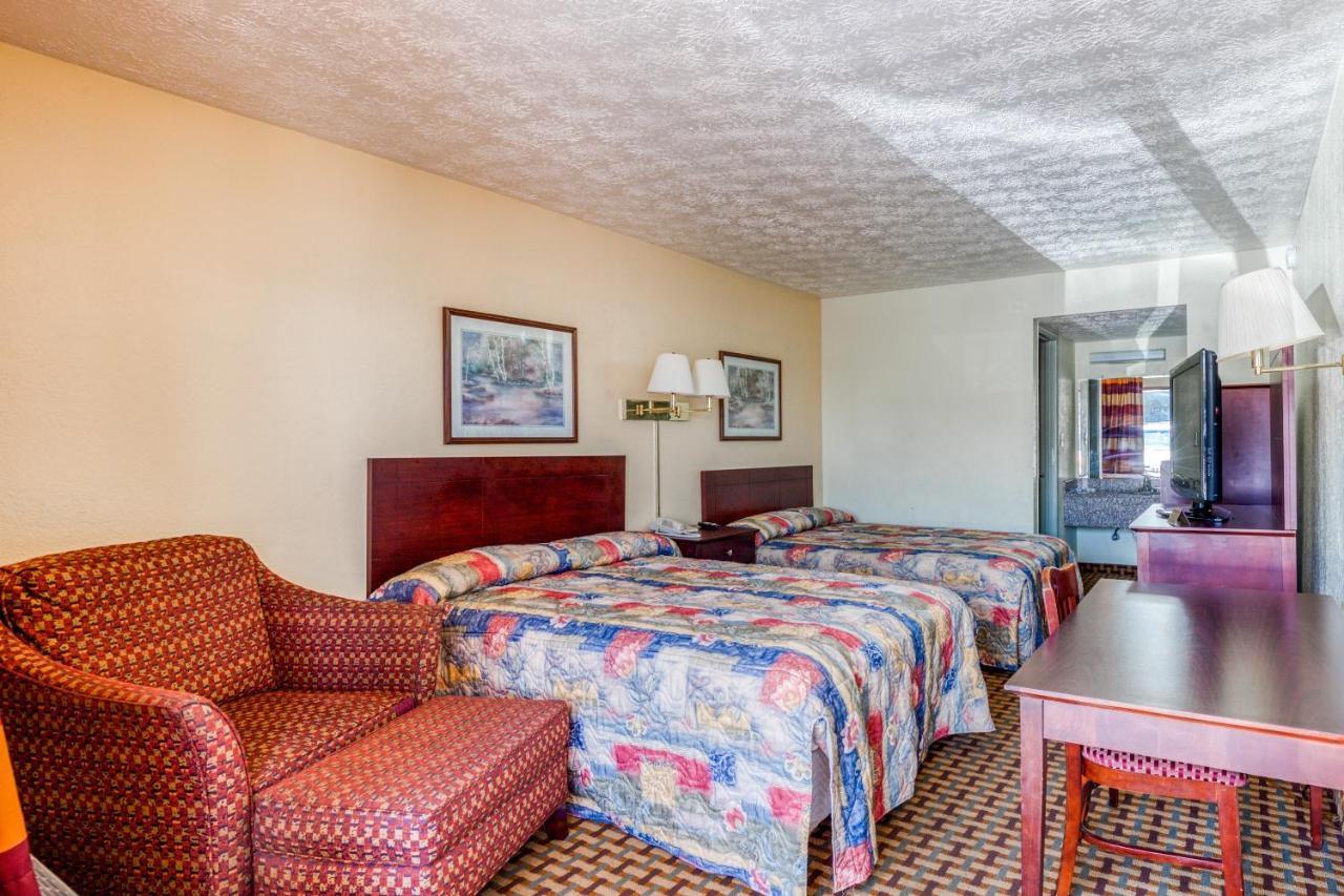 Oyo Hotel Decatur I-20 East & Wesley Club Dr Esterno foto