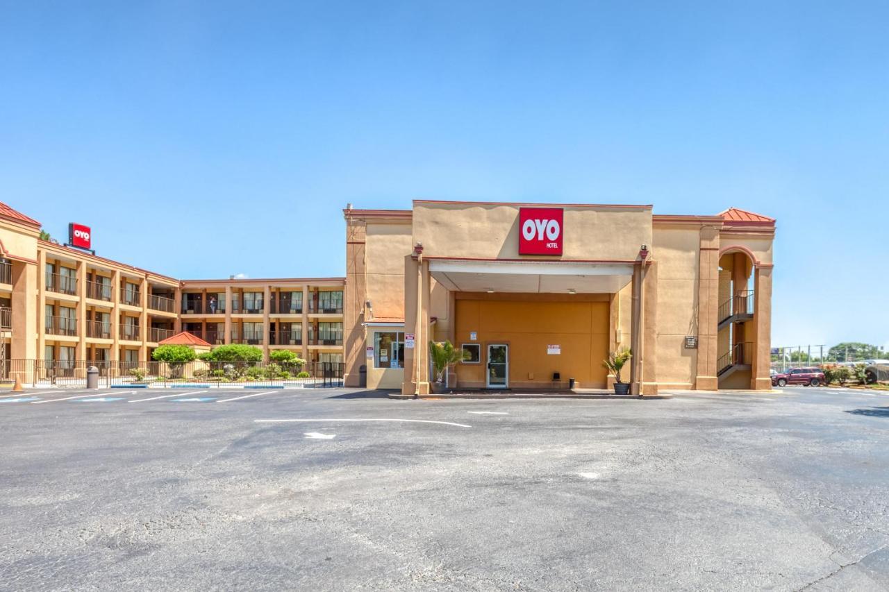Oyo Hotel Decatur I-20 East & Wesley Club Dr Esterno foto