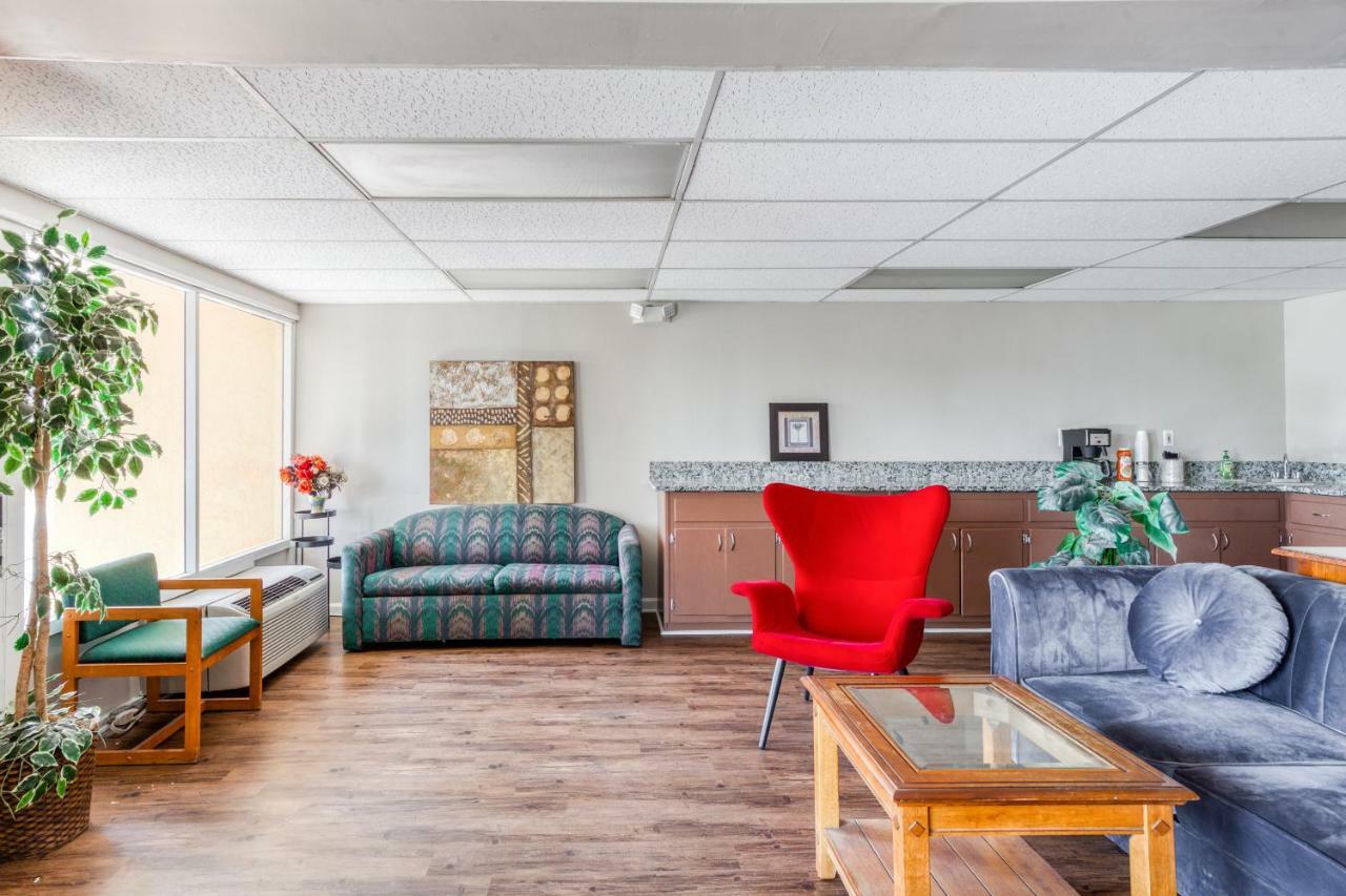 Oyo Hotel Decatur I-20 East & Wesley Club Dr Esterno foto